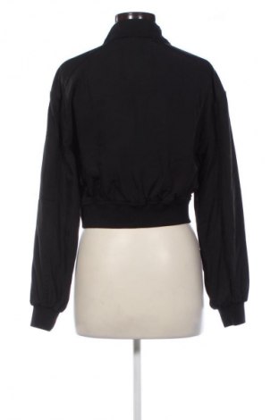 Dámská bunda  Bershka, Velikost M, Barva Černá, Cena  613,00 Kč
