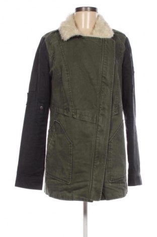Geacă de femei Bershka, Mărime M, Culoare Multicolor, Preț 157,58 Lei