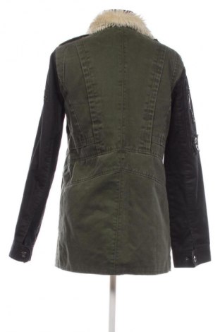 Geacă de femei Bershka, Mărime M, Culoare Multicolor, Preț 157,58 Lei