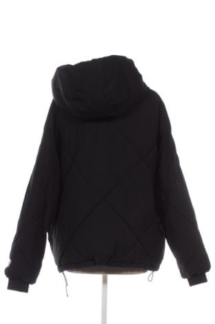 Dámská bunda  Bershka, Velikost S, Barva Černá, Cena  691,00 Kč