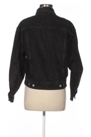 Geacă de femei Pull&Bear, Mărime M, Culoare Negru, Preț 127,99 Lei