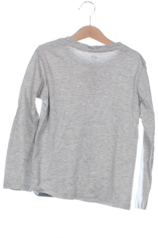 Детска блуза H&M, Размер 6-7y/ 122-128 см, Цвят Сив, Цена 12,00 лв.