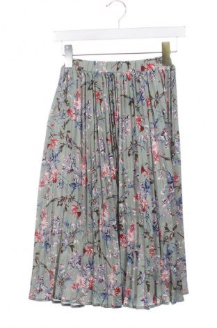 Kinderrock SHEIN, Größe 6-7y/ 122-128 cm, Farbe Mehrfarbig, Preis € 13,99