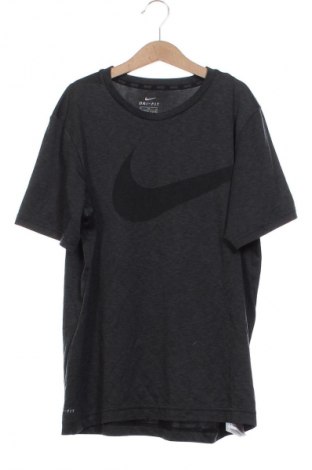 Kinder T-Shirt Nike, Größe 12-13y/ 158-164 cm, Farbe Grau, Preis € 17,99