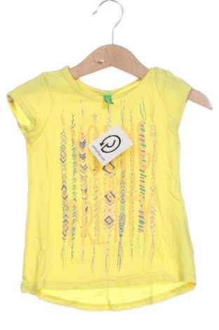 Tricou pentru copii United Colors Of Benetton, Mărime 18-24m/ 86-98 cm, Culoare Galben, Preț 40,75 Lei