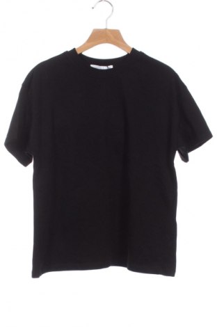 Детска тениска Zara, Размер 5-6y/ 116-122 см, Цвят Черен, Цена 17,39 лв.