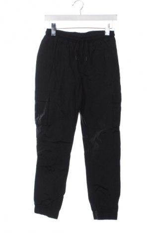 Dětské kalhoty  Air Jordan Nike, Velikost 12-13y/ 158-164 cm, Barva Černá, Cena  759,00 Kč