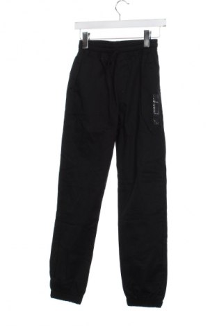 Pantaloni pentru copii LC Waikiki, Mărime 11-12y/ 152-158 cm, Culoare Negru, Preț 108,40 Lei