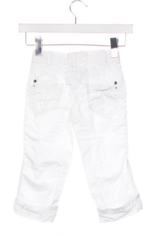 Dětské kalhoty  United Colors Of Benetton, Velikost 2-3y/ 98-104 cm, Barva Bílá, Cena  319,00 Kč