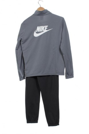 Детски спортен екип Nike, Размер 14-15y/ 168-170 см, Цвят Сив, Цена 98,99 лв.