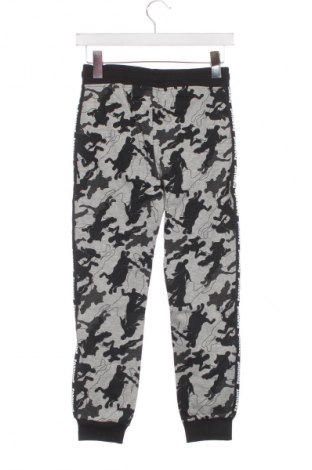 Pantaloni de trening, pentru copii Unbranded, Mărime 9-10y/ 140-146 cm, Culoare Multicolor, Preț 102,00 Lei