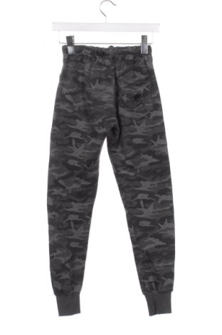 Dětské tepláky Unbranded, Velikost 9-10y/ 140-146 cm, Barva Vícebarevné, Cena  320,00 Kč