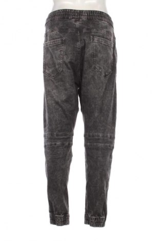 Męskie jeansy Bershka, Rozmiar XL, Kolor Czarny, Cena 108,99 zł