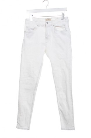 Blugi de bărbați Pull&Bear, Mărime S, Culoare Alb, Preț 185,05 Lei