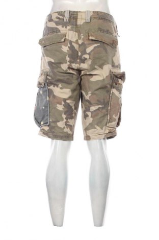 Pantaloni scurți de bărbați JetLag, Mărime L, Culoare Multicolor, Preț 76,68 Lei