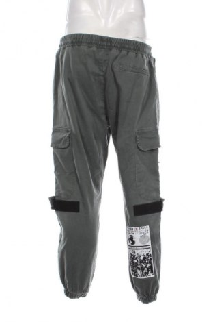 Pantaloni de bărbați DENIM REPUBLIC, Mărime XXL, Culoare Verde, Preț 192,82 Lei