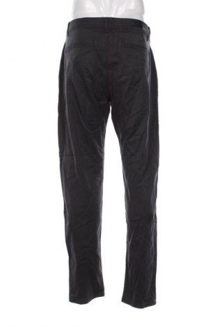 Pantaloni de bărbați Shaping New Tomorrow, Mărime L, Culoare Multicolor, Preț 290,99 Lei