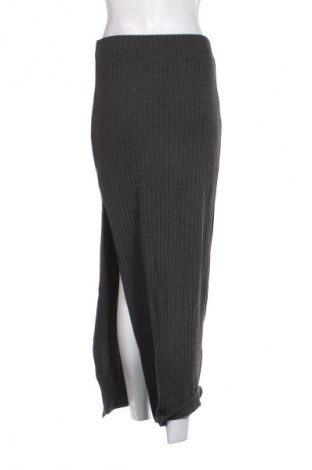 Sukňa Bershka, Veľkosť M, Farba Sivá, Cena  12,40 €