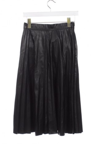 Szoknya Bershka, Méret XS, Szín Fekete, Ár 4 868 Ft