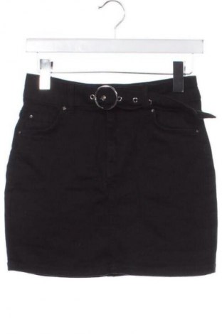 Sukně Bershka, Velikost XS, Barva Černá, Cena  370,00 Kč