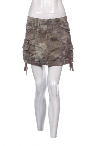 Пола Edc By Esprit, Размер M, Цвят Сив, Цена 35,93 лв.