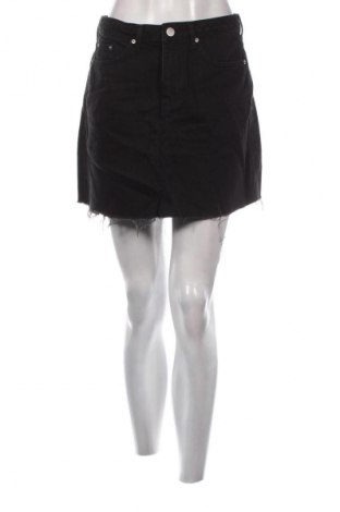 Sukně H&M Divided, Velikost S, Barva Černá, Cena  370,00 Kč