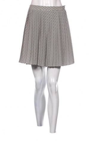 Fustă IX-O, Mărime L, Culoare Multicolor, Preț 49,87 Lei