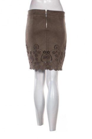 Spódnica In Vogue, Rozmiar M, Kolor Zielony, Cena 62,99 zł