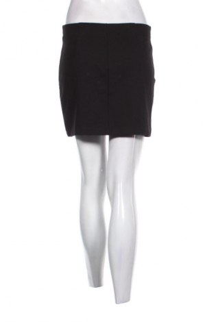 Fustă Stradivarius, Mărime M, Culoare Negru, Preț 48,00 Lei