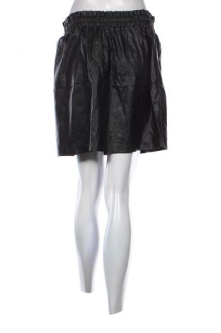 Fustă Top Secret, Mărime M, Culoare Negru, Preț 51,89 Lei