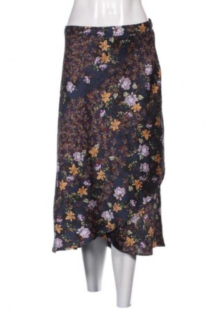 Sukně Vero Moda, Velikost XL, Barva Vícebarevné, Cena  347,00 Kč