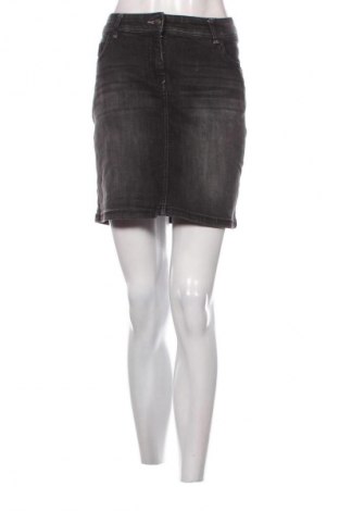 Fustă Yessica, Mărime XXL, Culoare Negru, Preț 73,36 Lei