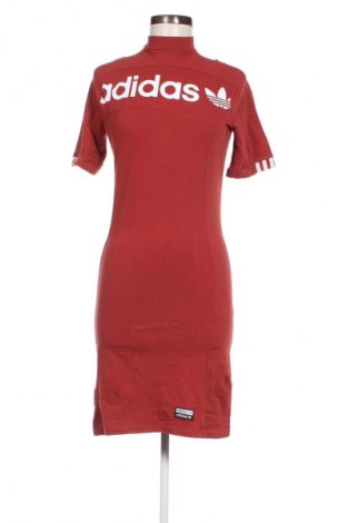 Sukienka Adidas Originals, Rozmiar XL, Kolor Czerwony, Cena 129,60 zł