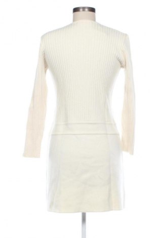 Rochie Alain Manoukian, Mărime M, Culoare Ecru, Preț 120,63 Lei
