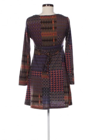 Rochie Apricot, Mărime M, Culoare Multicolor, Preț 121,32 Lei