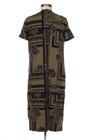 Kleid Aware by Vero Moda, Größe M, Farbe Mehrfarbig, Preis € 33,99