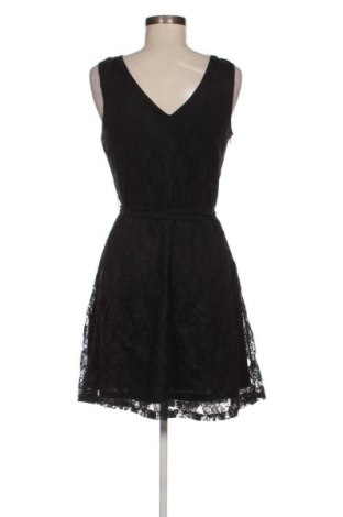 Kleid B.Young, Größe M, Farbe Schwarz, Preis € 23,99