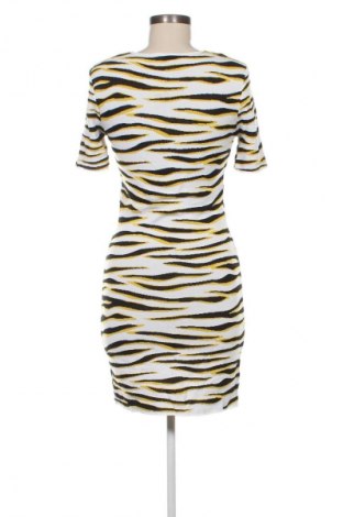 Sukienka Be Blumarine, Rozmiar S, Kolor Kolorowy, Cena 914,99 zł
