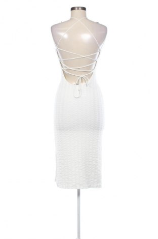 Rochie Bershka, Mărime S, Culoare Alb, Preț 63,24 Lei