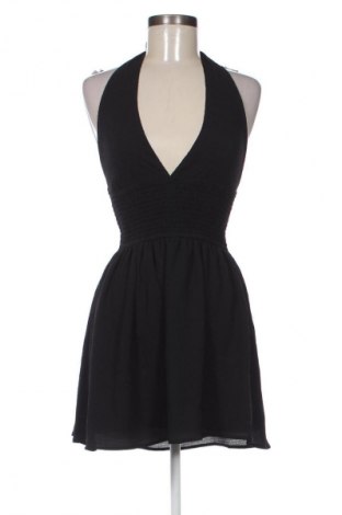 Sukienka Bershka, Rozmiar S, Kolor Czarny, Cena 58,34 zł