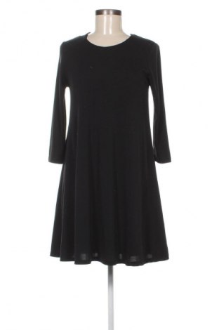 Rochie Bershka, Mărime M, Culoare Negru, Preț 94,99 Lei
