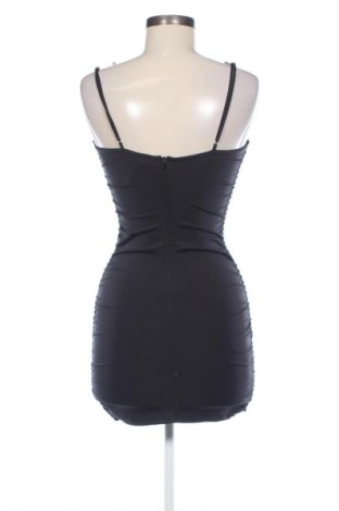 Šaty  Bershka, Veľkosť S, Farba Čierna, Cena  14,09 €