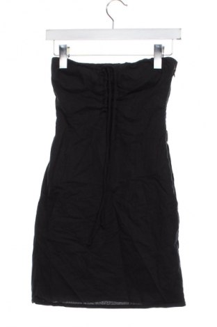 Šaty  Bershka, Velikost XS, Barva Černá, Cena  339,00 Kč