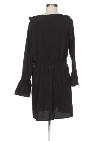 Kleid Boohoo, Größe XL, Farbe Schwarz, Preis 20,99 €