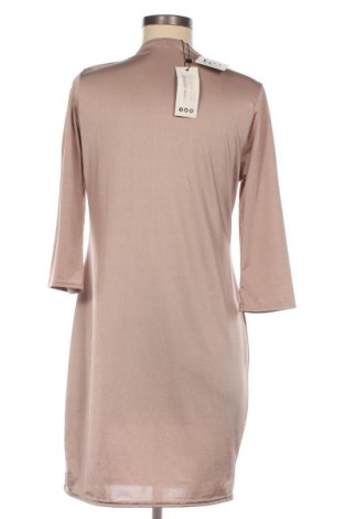Rochie Boohoo, Mărime M, Culoare Roz, Preț 116,37 Lei