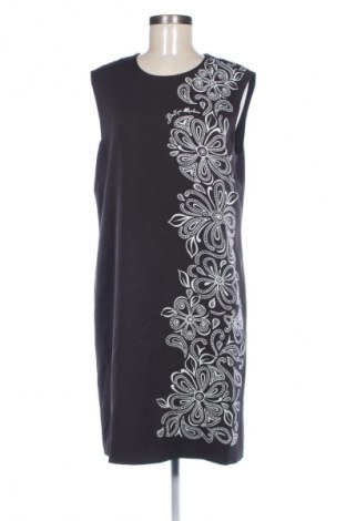 Рокля Boutique Moschino, Размер M, Цвят Многоцветен, Цена 457,00 лв.