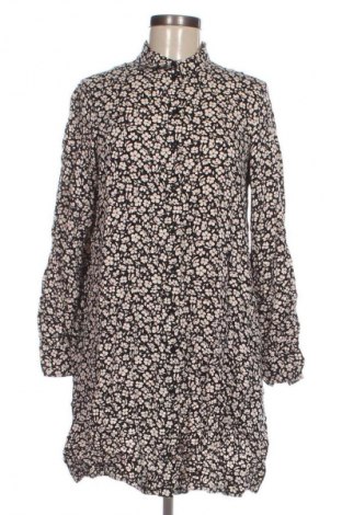 Kleid C&A, Größe M, Farbe Mehrfarbig, Preis 15,99 €