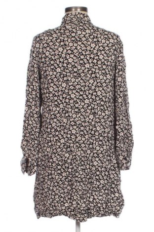 Kleid C&A, Größe M, Farbe Mehrfarbig, Preis 15,99 €