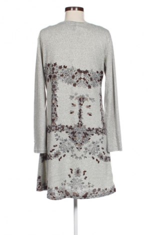 Kleid Carry, Größe XL, Farbe Mehrfarbig, Preis € 9,99