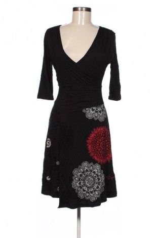 Φόρεμα Desigual, Μέγεθος S, Χρώμα Πολύχρωμο, Τιμή 52,99 €